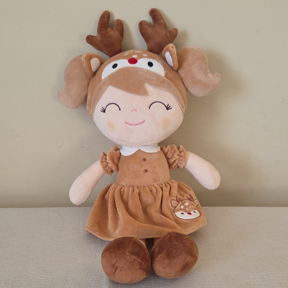 Gloveleya Christmas Tan Cream Reindeer Outfit Girl Plush Doll Soft Toy 18